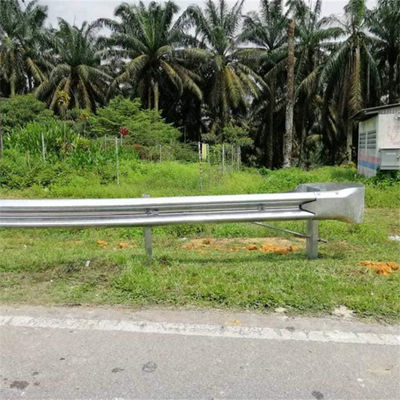 -Made Road Safety Guardrail La protection ultime pour une conduite sûre et fluide
