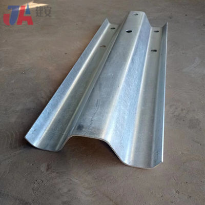 Sécurité routière W-Beam garde-corps avec revêtement galvanisé à chaud