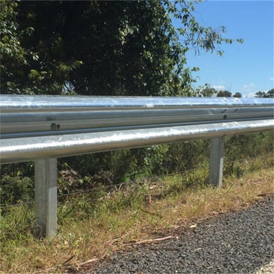 Barrière de circulation d'acier galvanisé à chaud sur mesure garde routière couleur revêtue Q235